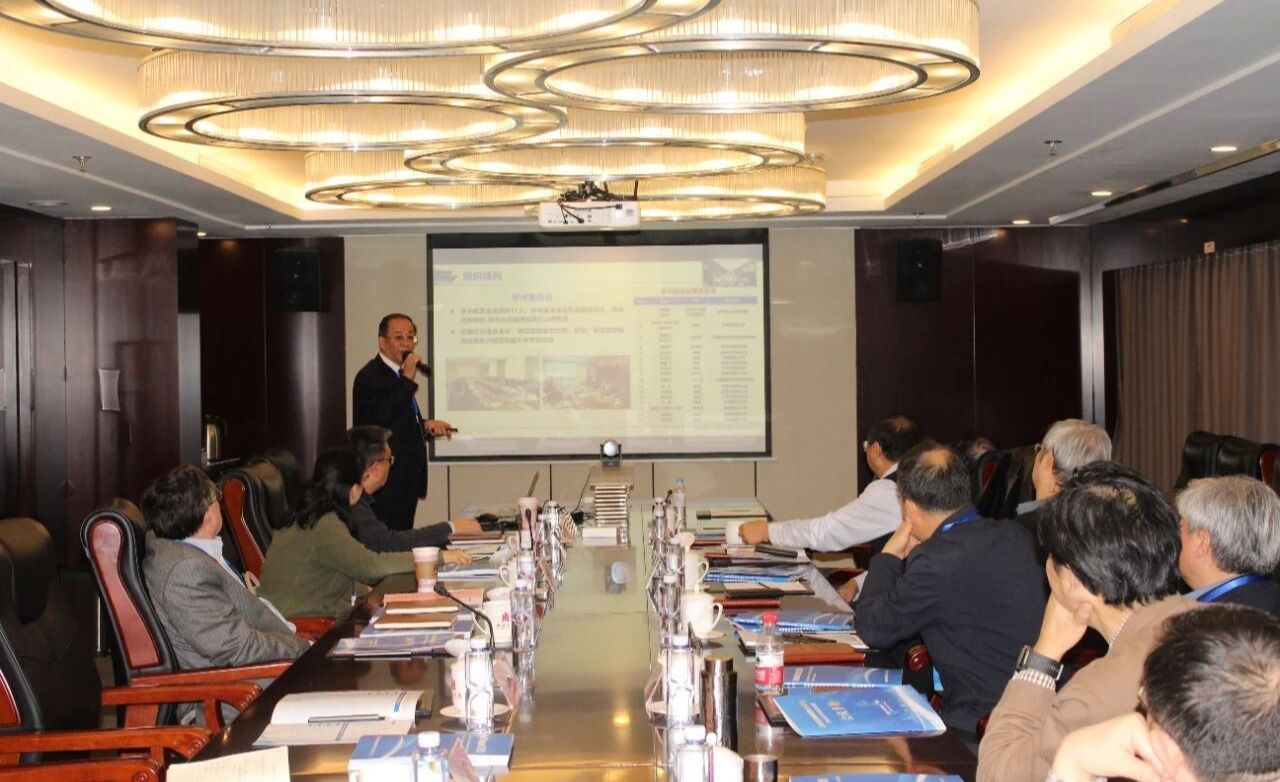 民族医药教育部重点实验室召开2025年度学术委员会会议